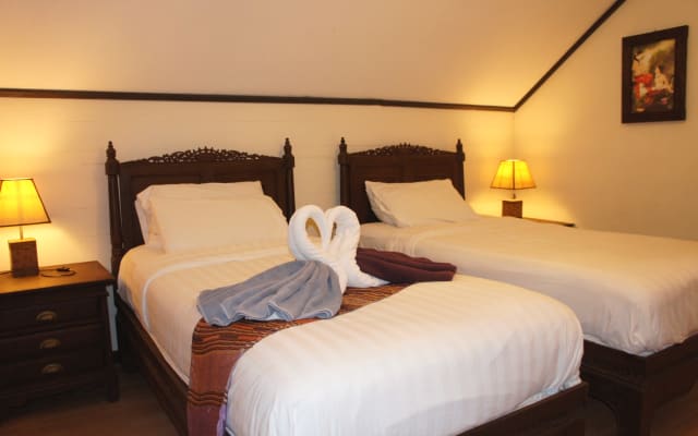 Phuket Gay Homestay - Room E - Two Single Beds on 2nd floor