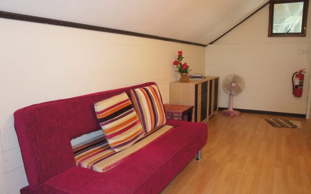 Phuket Gay Homestay - Room E - Two Single Beds on 2nd floor