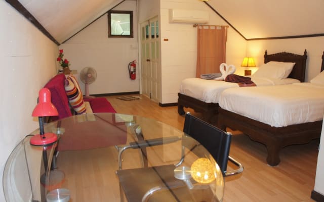 Phuket Gay Homestay - Room E - Two Single Beds on 2nd floor