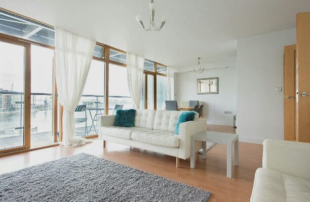 Luxury London Dockside Apartment - ExCel Center