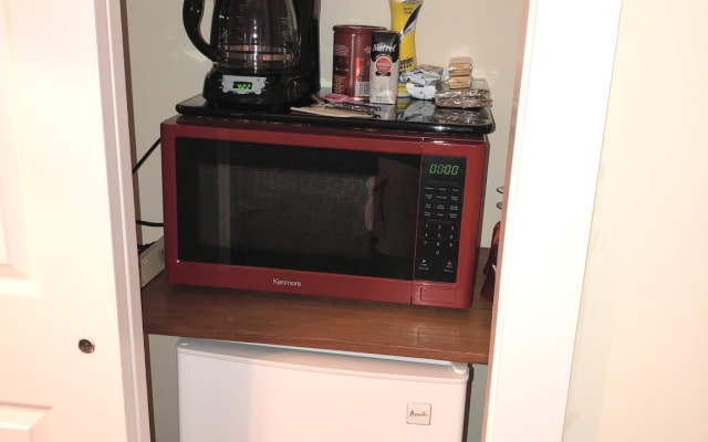 Acorn Room at Ober Oaks - Picture 11