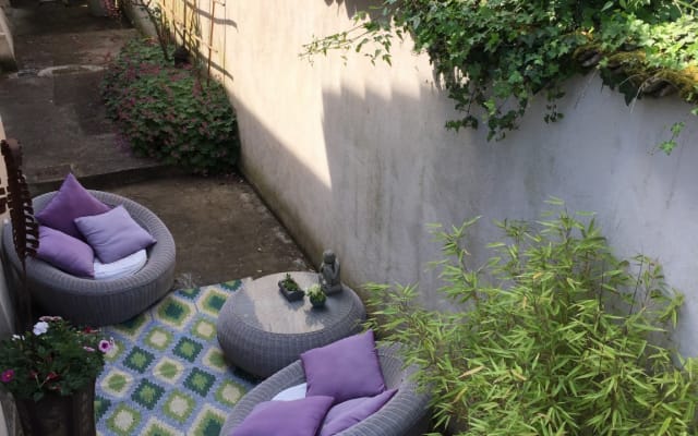 Independent old house with garden