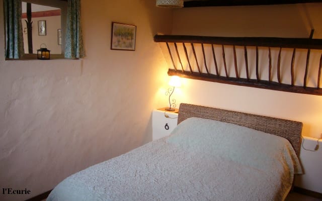 Ecolodge le Clos: "Der Stall", unabhängiges Schlafzimmer und...