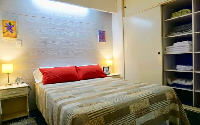 Departments close to Palermo