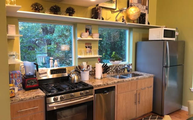 Neu renoviertes, zweistöckiges Loft im angesagten East Austin mit Zugang zum Pool - Foto 5