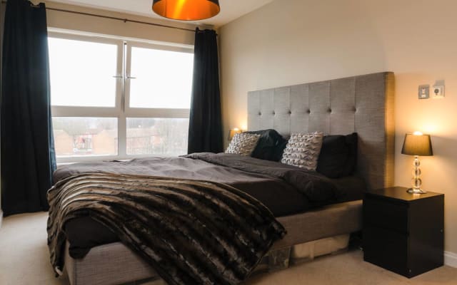 Stylish Cardiff Bay 1BD Apartment - 5 Mins to Stadium
