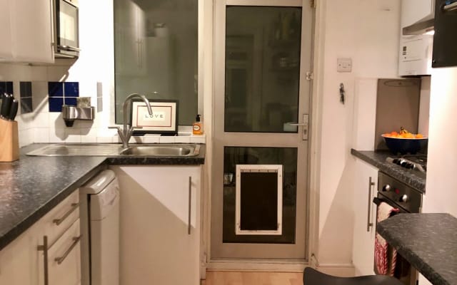 Hogar lejos de casa - Preciosa casa con jacuzzi privado en Clapham