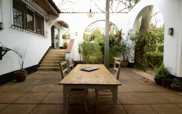 Belle chambre d'hôte avec salle de bain privée et jardin : près des Nations Unies - Photo 13