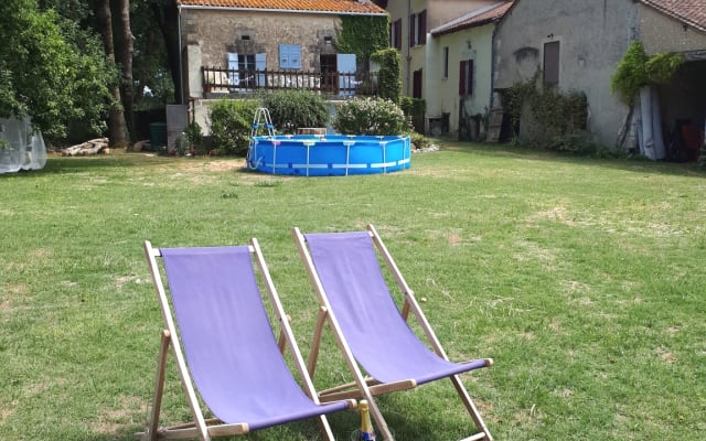 Relaxar na casa de campo La Petite Maison em Dordogne, França