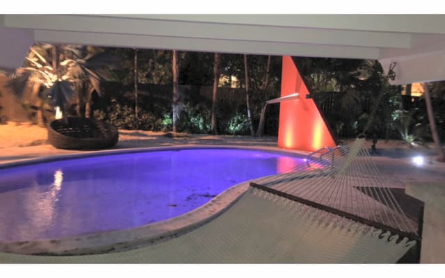 Paradise room in coconut grove  - Picture 7