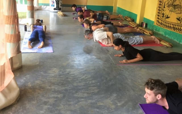 VillaMyWay YogaHolidaySriLanka à 5 minutes en TukTuk de la plage