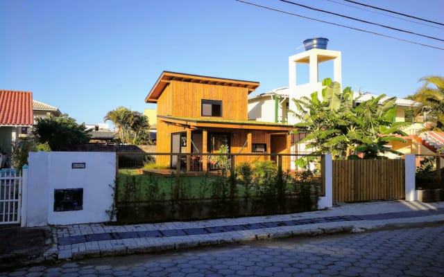 Exclusive Cozy EcoHouse a 100 m da praia do Campeche