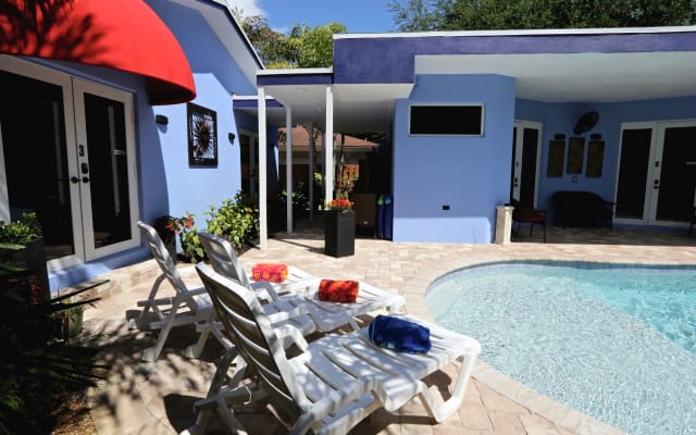 2 In the heart of Wilton Manors for Men only and Clothing Optional