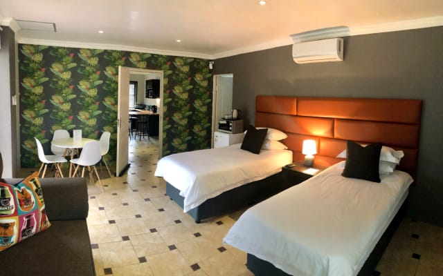 Moderna Goldfields Apartments & Guest House