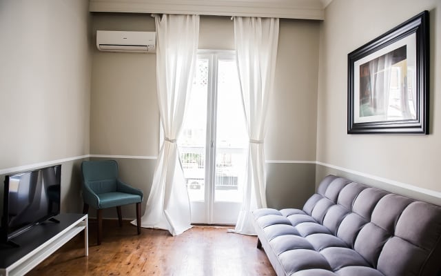 halu! #Isabelle: Cozy & Bright Centre Apartment