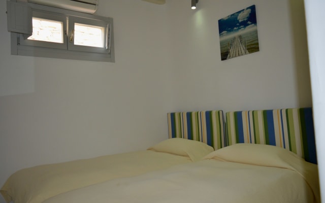 3 BEDROOM HOUSE BY THE BEACH WITH SEA VIEW - Picture 13