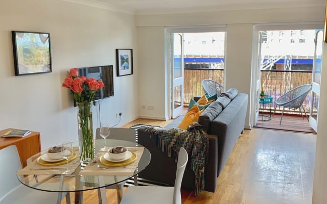 Cosy Pied-Ć -Terre | Tower Hill