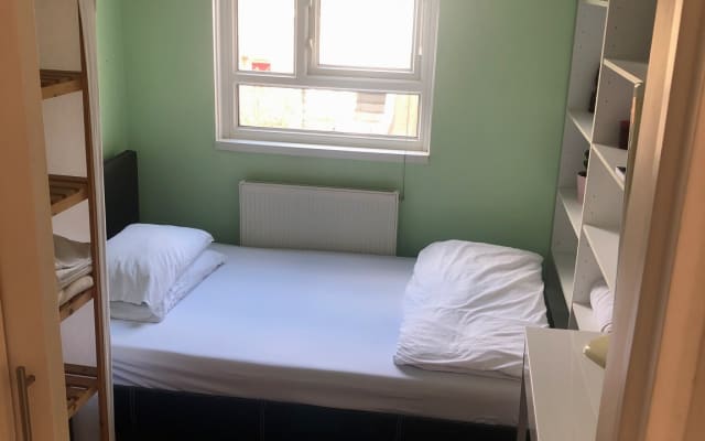 Chambre lumineuse dans un bel appartement au centre de Londres