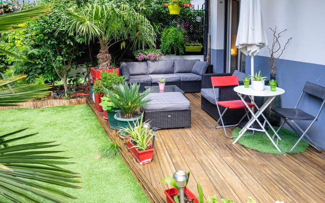 Mezzanine bed in shared apartment of 48 m2 with garden