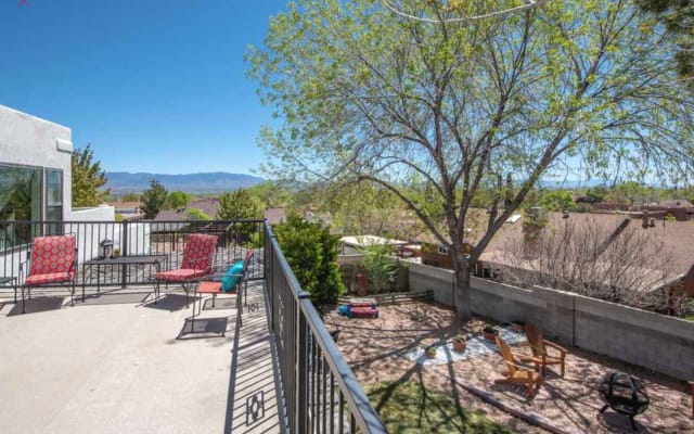 Private Bedroom in Traditional New Mexico Home in West Albuquerque