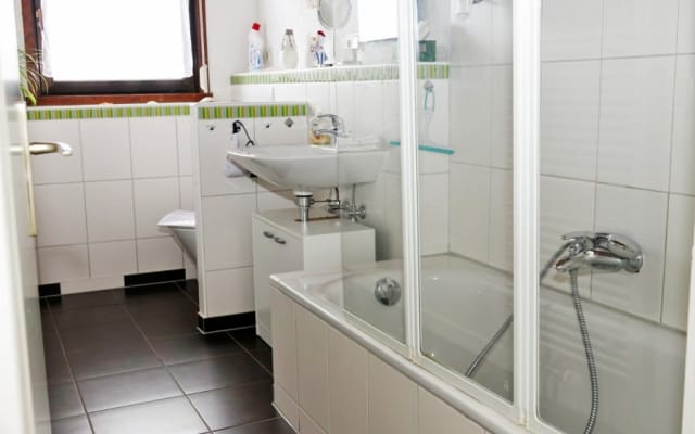 Thomass Inserat auf misterb&b - Badezimmer