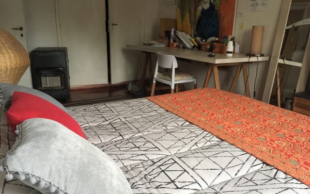 Quarto confortável para alugar em Providência, bairro tranquilo e...