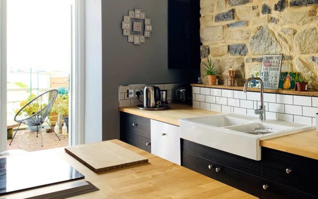 Room in a 3 Floor Terrace, Roof Top Garden, Penarth, Cardiff
