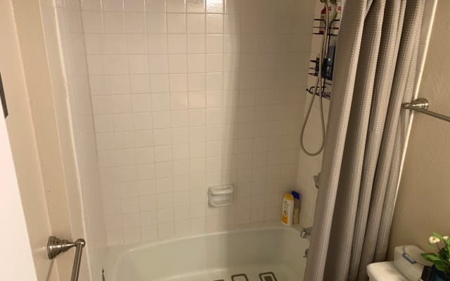 Camera privata con bagno proprio nel cuore di Hillcrest - Foto 9