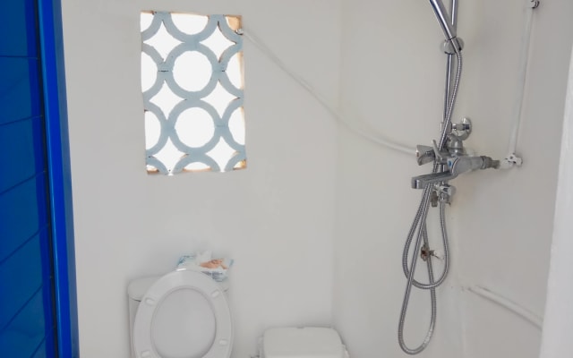 Room 1 - Grandma Vasiliki Rooms To Let - Picture 11