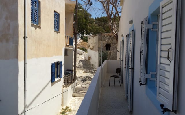 Room 1 - Grandma Vasiliki Rooms To Let - Picture 18