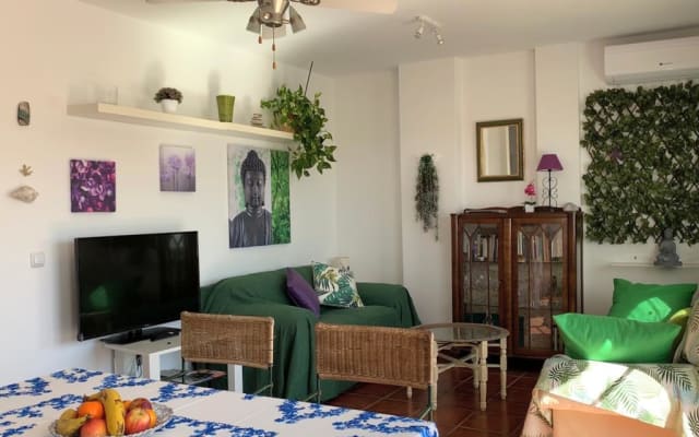 FKK-Penthouse, Sonnenterrasse, XXXL-Bett, WIFI und Klimatisierung