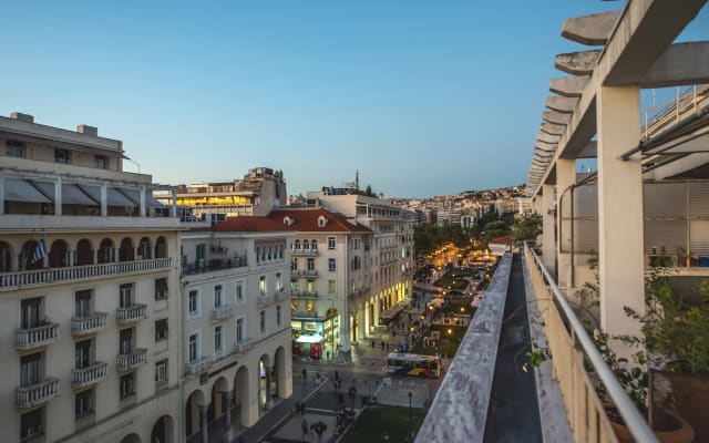 halu! #Icarus: Penthouse with Stunning View on Aristotelous  - Picture 7