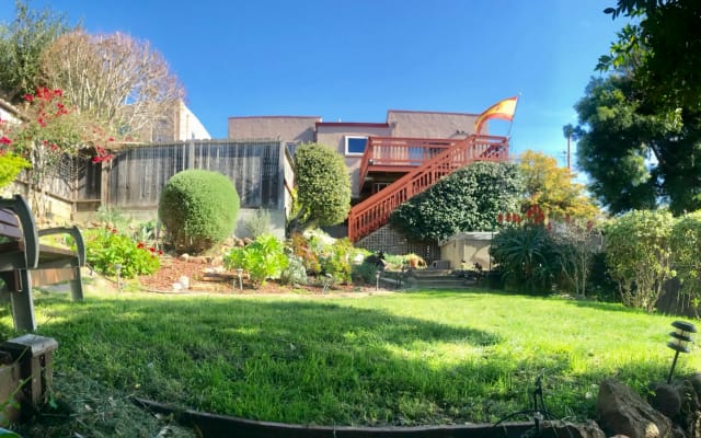 Basemnt Rm in 3 bd/1.5 ba Shared Home in Oakland, Near SF - Picture 13