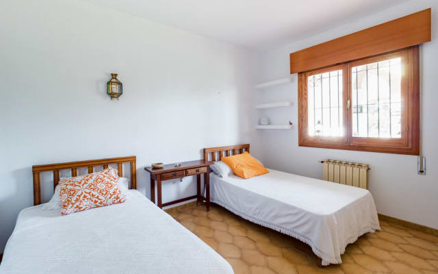 Quarto numa villa com piscina, sauna e jardim de estilo andaluz - Foto 15