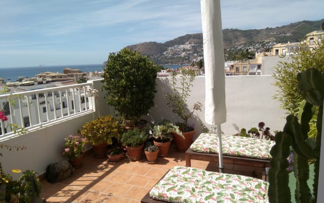 PRECIOSA HABITACIÓN EN SUITE CON VISTAS AL MAR