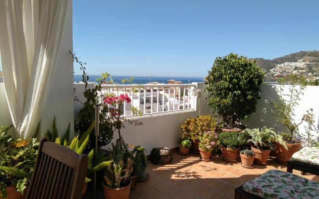 PRECIOSA HABITACIÓN EN SUITE CON VISTAS AL MAR