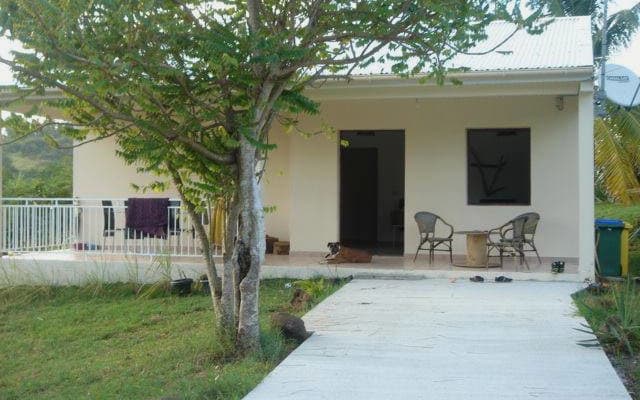 room in a quiet house close to the beach