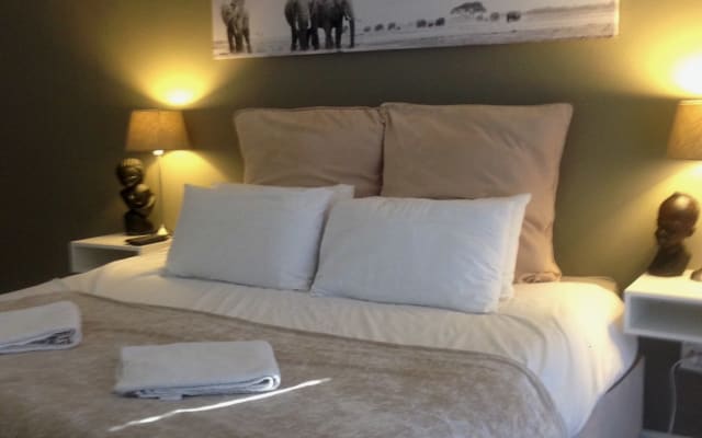 Ocean Blue Guest House Close To The Beach Cape Town South Africa  - Picture 12