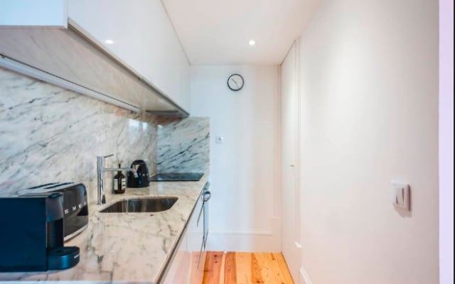 Sunny Balcony Porto Mezzanine Oak Valley Flats 1BR - Foto 17