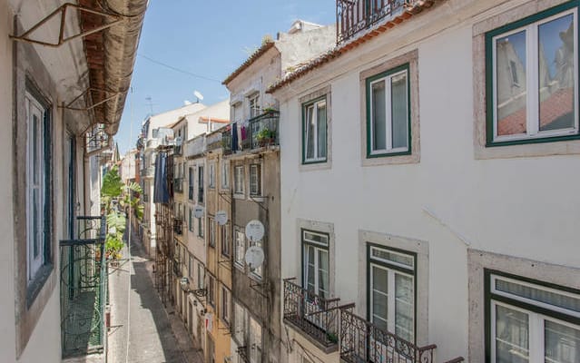 Espaçoso Bairro Alto Lisboa Oak Valley Flats 2BR - Foto 18