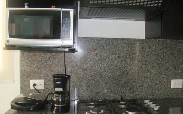 Quarto amplo e confortável com casa de banho privativa