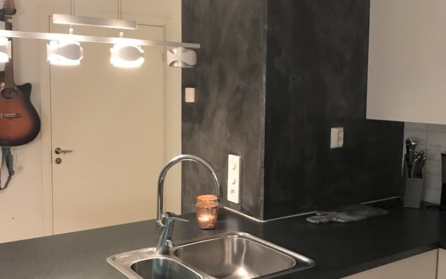 Zimmer in einer schönen Erdgeschosswohnung etwas außerhalb von Malmö.