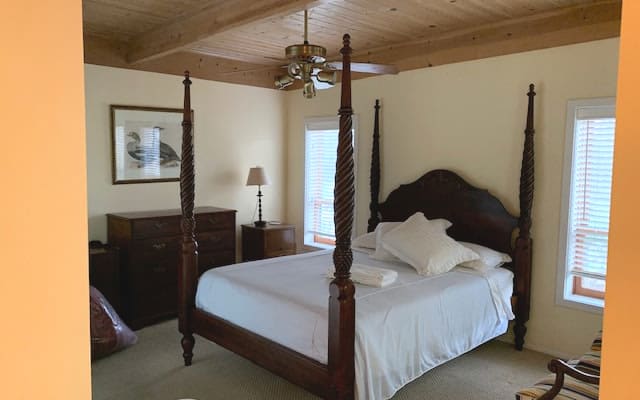 se alquila habitación