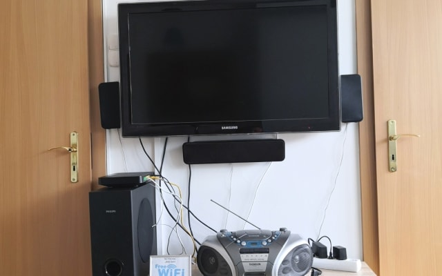 1,5 room apartment with terrace,near the park,near the Széchenyi Bath