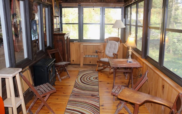 Simple & Affordable in a Cozy Log Home
