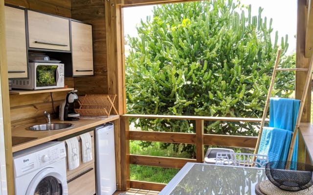 Bungalow com terraço com vista para a piscina, a 5 minutos da praia