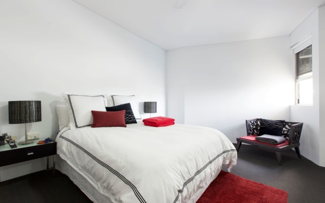 Bowen Hills 4006, Relaxed large private room, minutes from the Valley