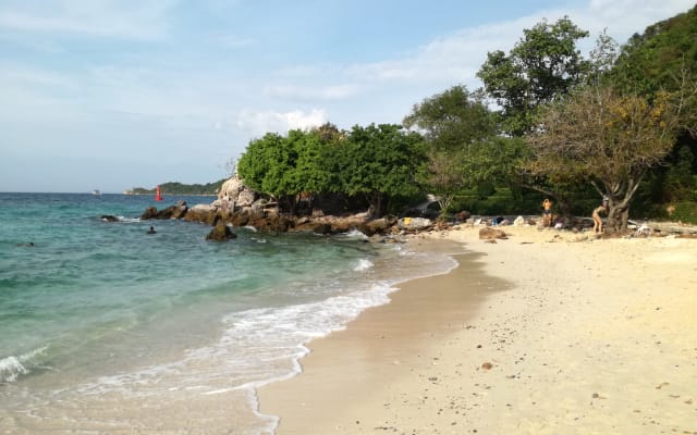 Lonops Schwulenparadies Pattaya - Thailand - Foto 12
