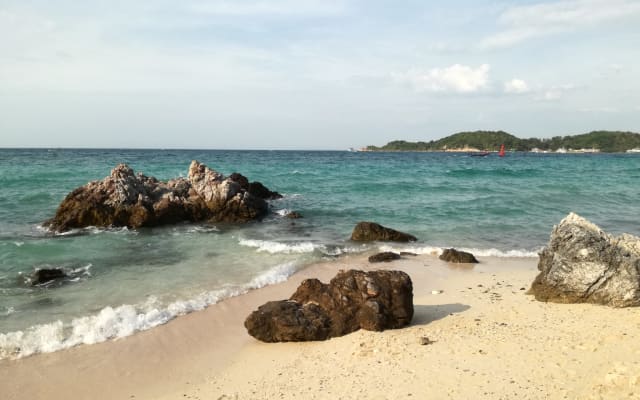Lonops Schwulenparadies Pattaya - Thailand - Foto 13