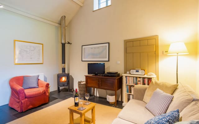The Smithy at Okel Tor Mine riverside retreat - views, wildlife, ruins